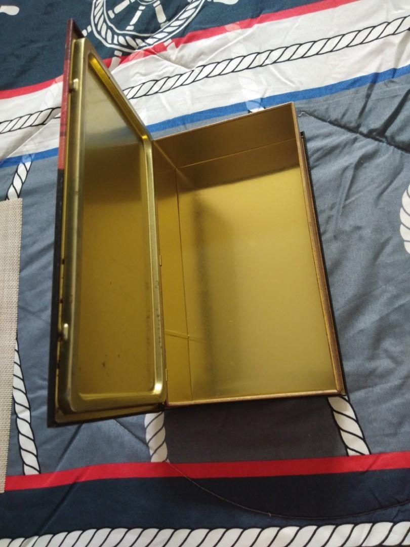 Lion King storage., Hobbies & Toys, Collectibles & Memorabilia, Fan