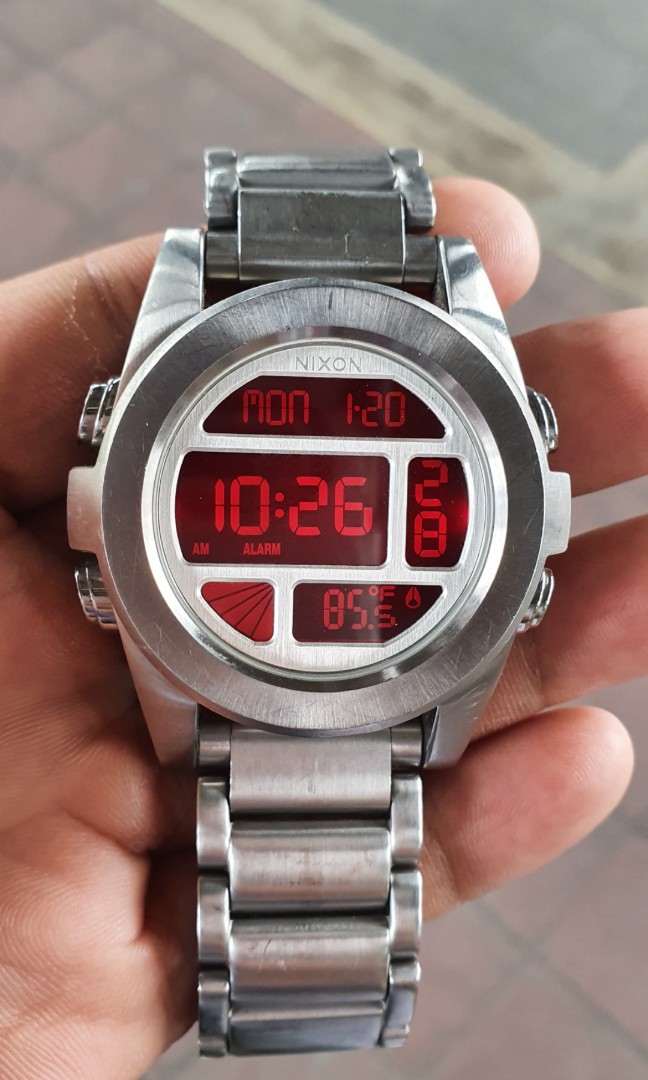 Nixon unit sales ss watch