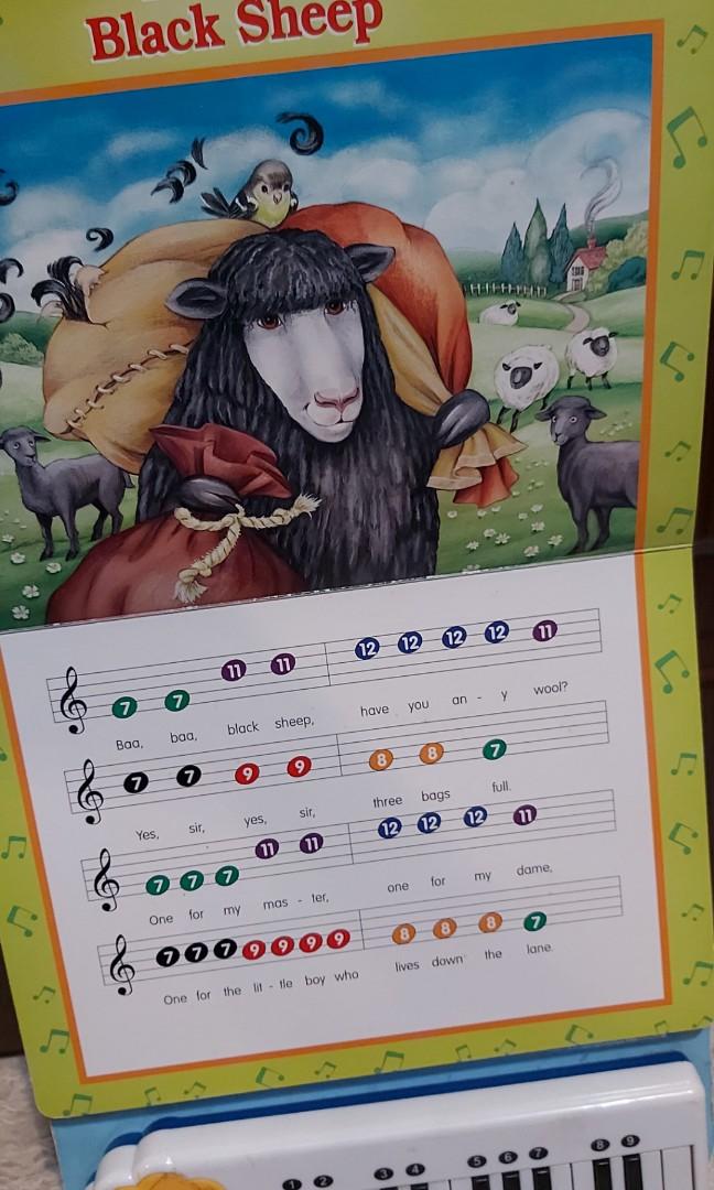 Nursery songs piano book 簡易英文兒歌 琴譜, 興趣及遊戲, 書本 & 文具, 小說 & 故事書 Carousell