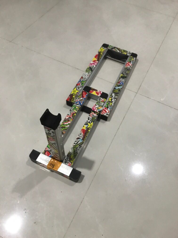 Paintball Marker Stand, Hobbies & Toys, Stationery & Craft, Other