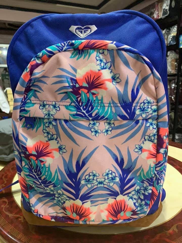 Quick silver / Roxy backpacks (Category: Backpacks) located in Paranaque City. Submitted by FLess.ph (Listing ID 275577942, Image 3). Description: Quicksilver & Roxy backpacks !! 2499 + SF ! with travellers club paper bag !!.