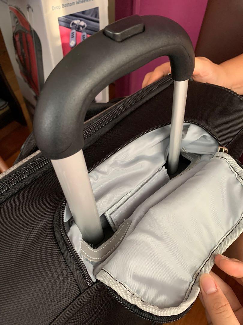 Samsonite Luggage 30” Drop Bottom Wheeled Duffel Bag Red and Black