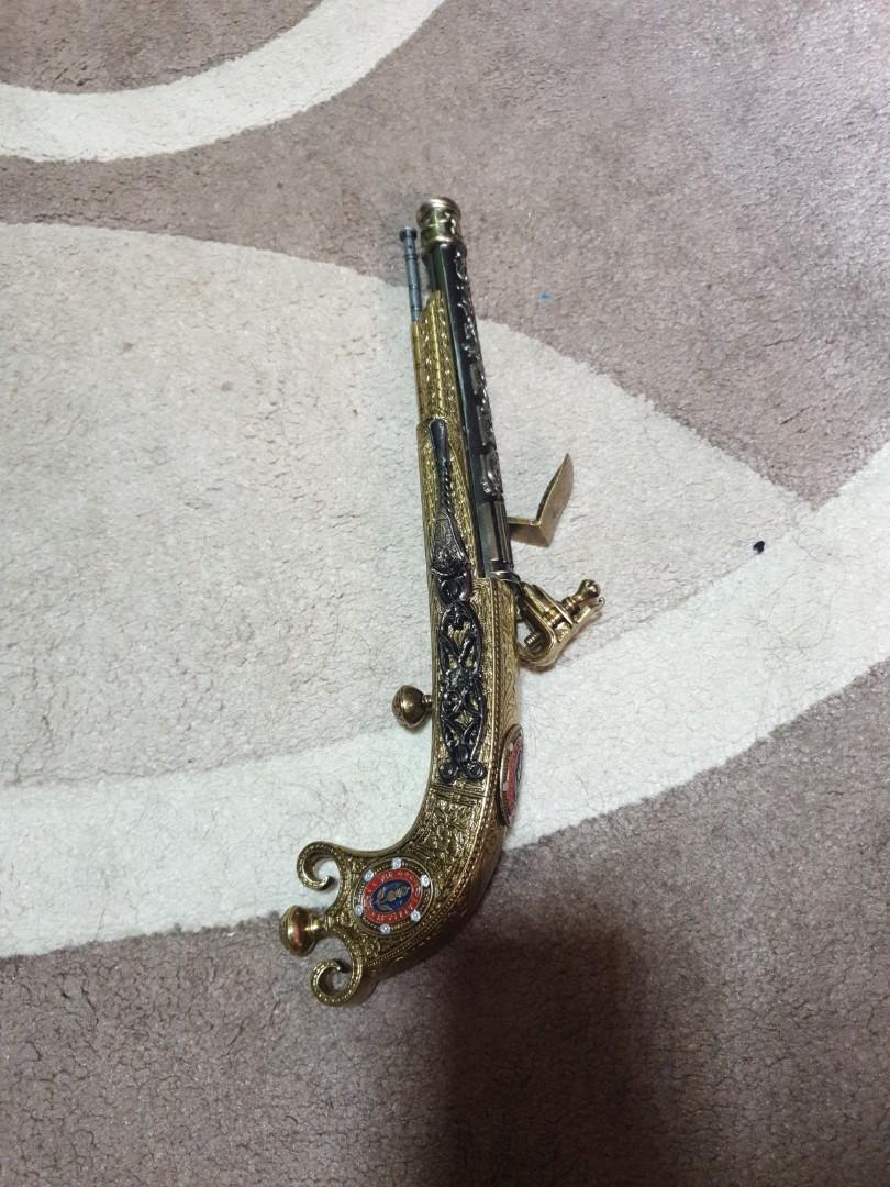 Scottish Murdoch Pistol, Hobbies & Toys, Memorabilia & Collectibles