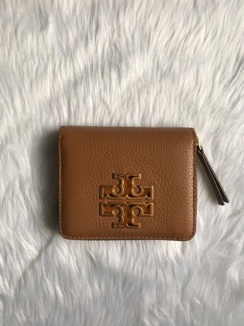 tory burch britten wallet