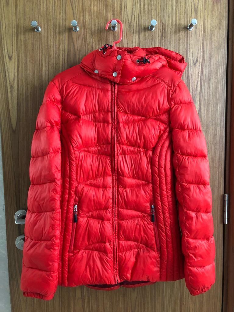 Winter Jacket (Category: Coats, Jackets and Outerwear) located in Singapore. Submitted by kigga (Listing ID 275560458, Image 1). Description: Nice and warm! Worn only once. .