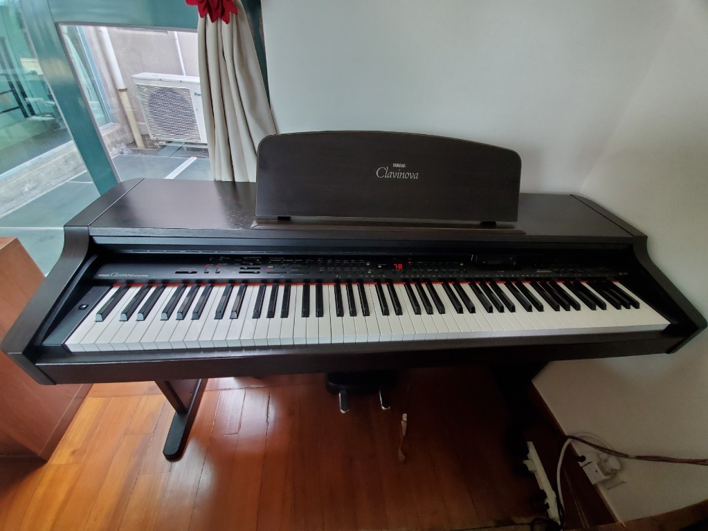 Yamaha Clavinova CVP 83S DIgital Piano