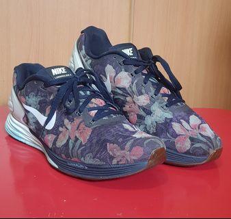 Nike Lunarglide 6 Shoes Carousell Philippines