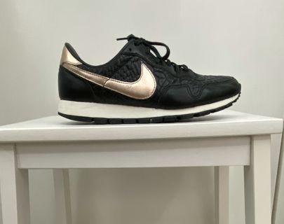 Nike Pegasus 83 View All Nike Pegasus 83 Ads In Carousell