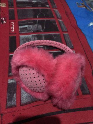winter headphones (penutup kuping untuk di musim dingin/ salju)