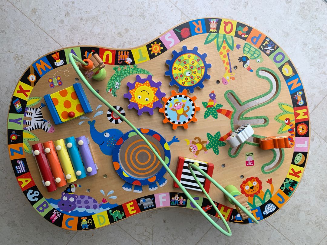 ALEX Jr. Sound and Play Busy Table