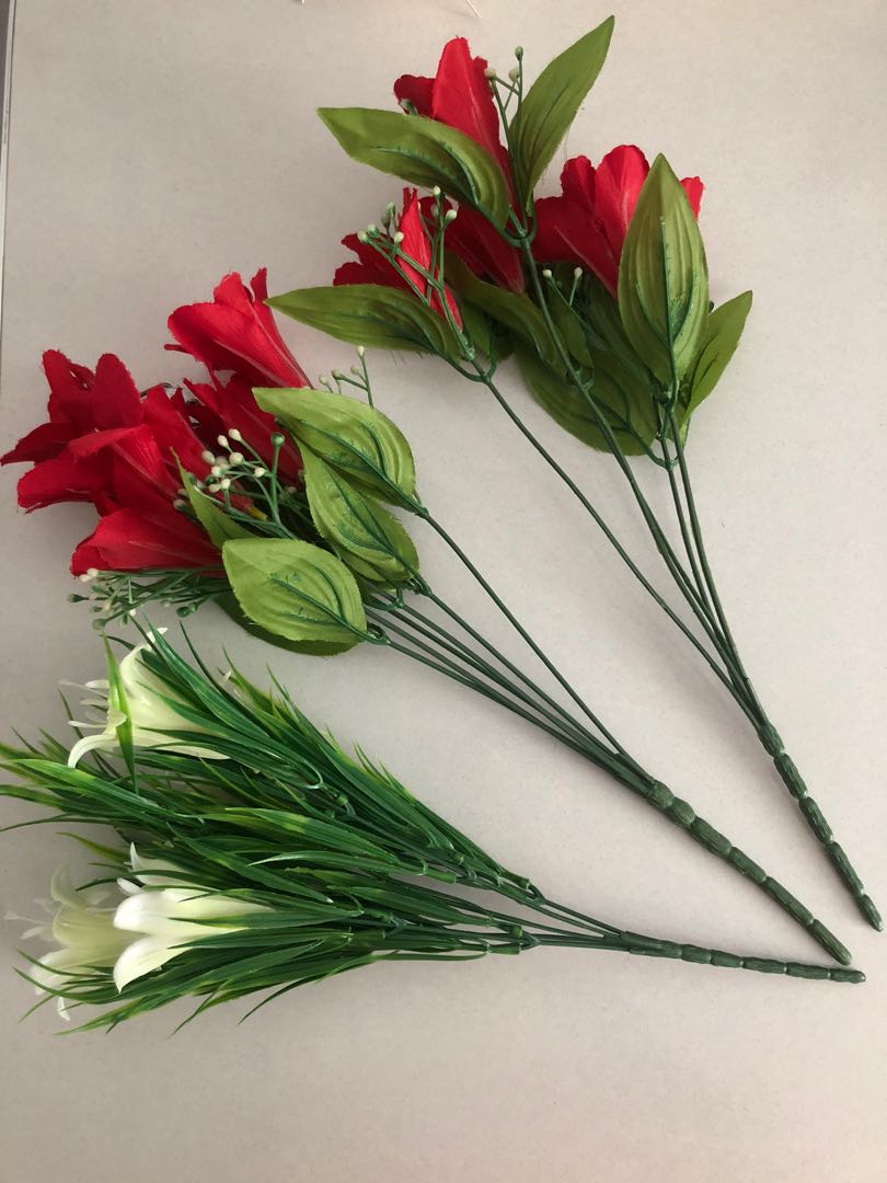 Assorted Artificial Flowers For Wedding Reception Gardening