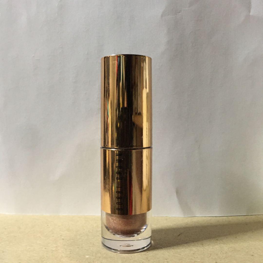 BOBBI BROWN HIGH SHINE LIQUID EYESHADOW (Category: Makeup) located in Manila. Submitted by makeupetc (Listing ID 275782331, Image 1). Description: Good for travelling .