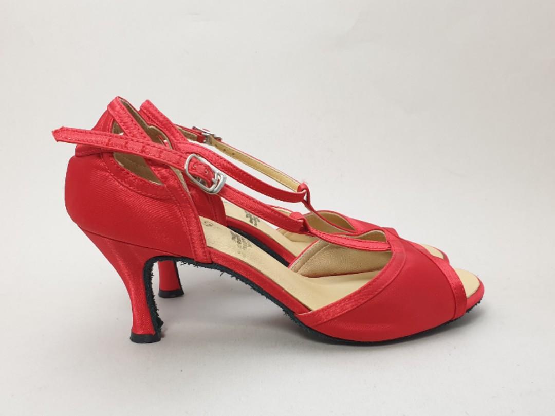 Red dance shoes online