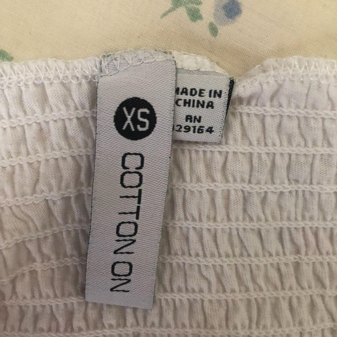 Cotton On Smocked Offshie (Category: Blouses) located in Quezon City. Submitted by _belleph (Listing ID 275694772, Image 2). Description: Fixed Price❗️ No more haggling on this time.