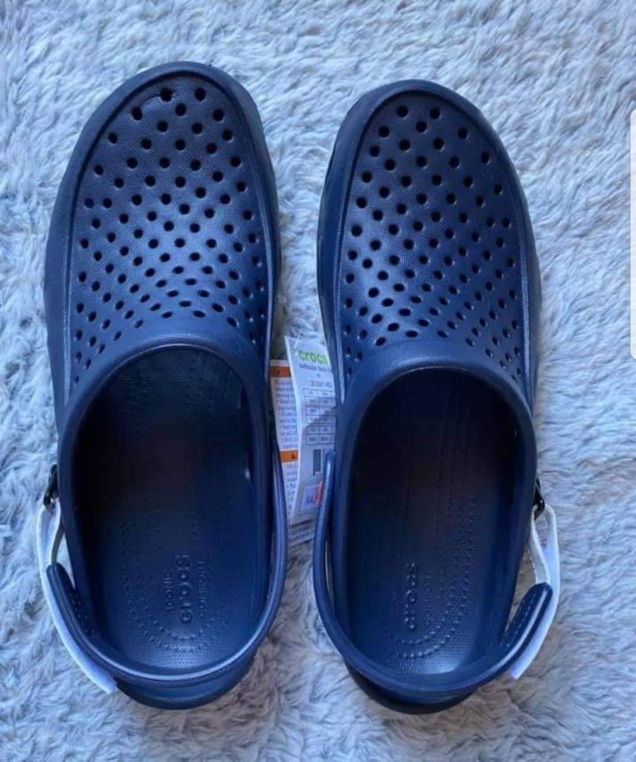 swiftwater deck clog crocs