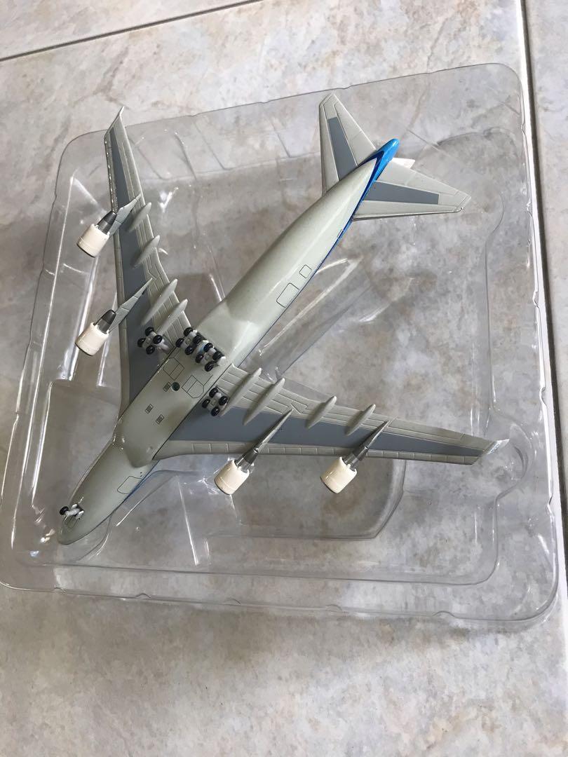 Diecast aircraft model KLM (Category: Vintage Collectibles) located in Singapore. Submitted by free_trade_zone (Listing ID 275750415, Image 2). Description: Mint condition .