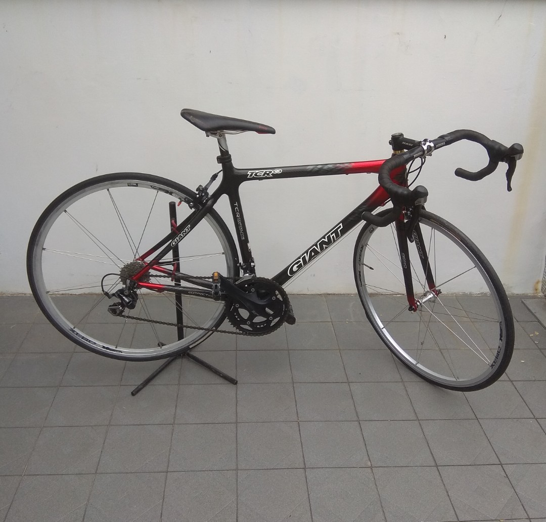 Giant TCR C3 Carbon Composite Road Bike 