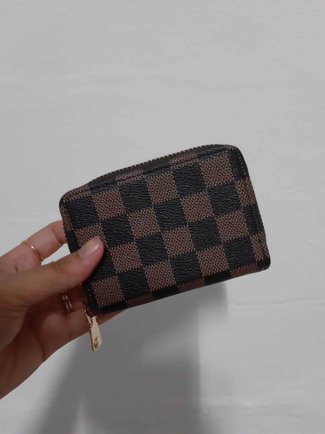 Lv wallet sales fake