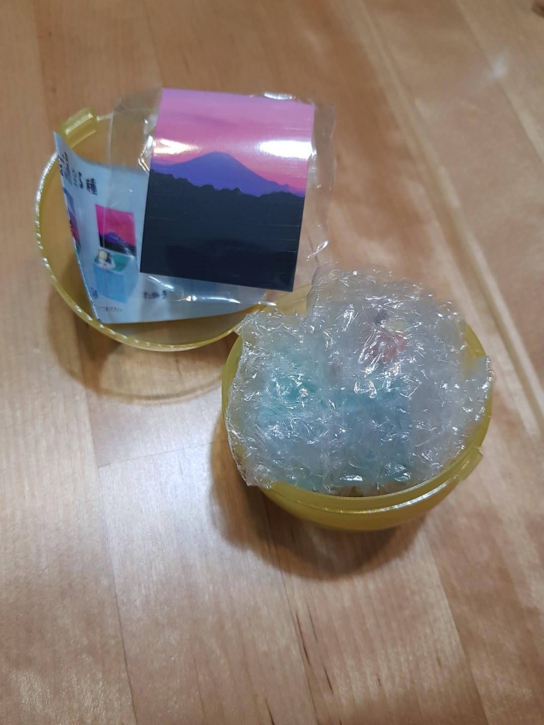 Gachapon Onsen Calico Cat, Hobbies & Toys, Toys & Games on Carousell