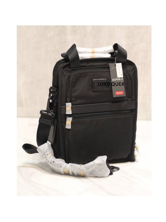 Alpha 2 medium travel tote hotsell