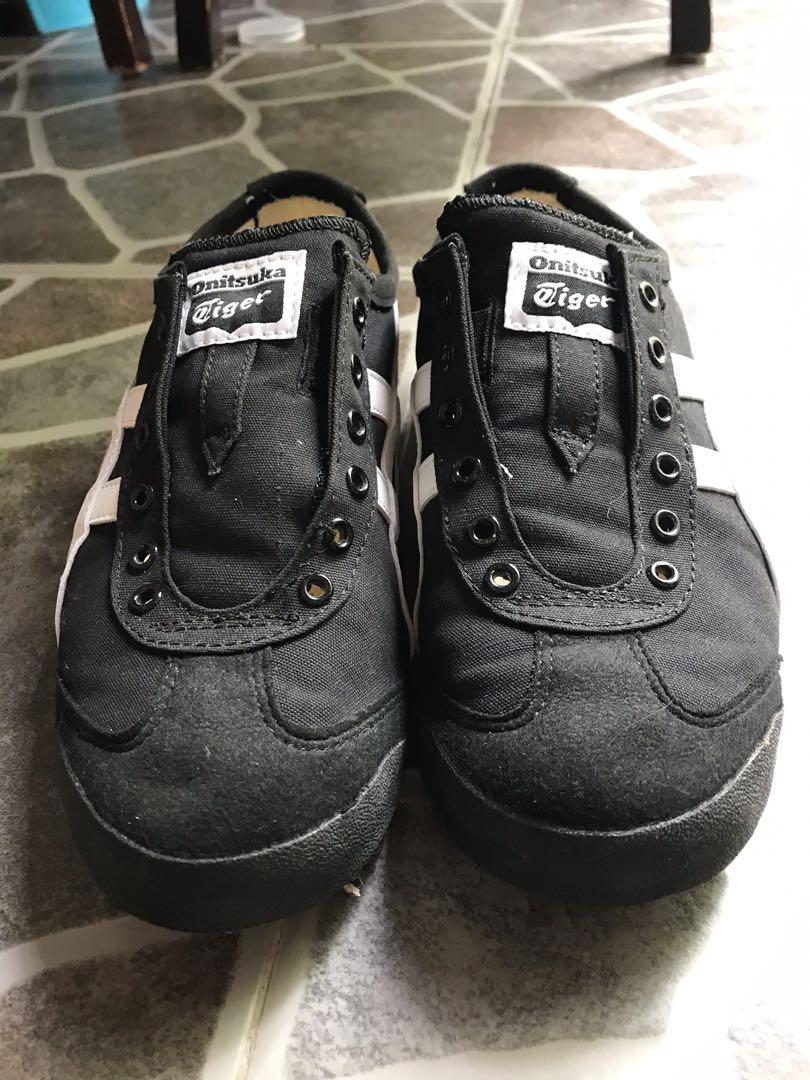 onitsuka tiger hitam