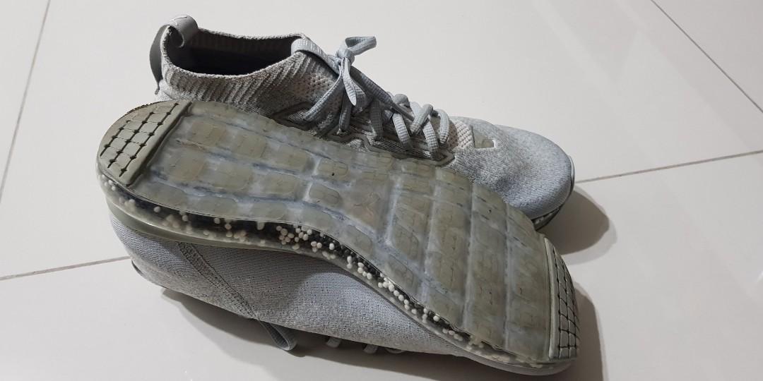 Puma with clearance beads in sole
