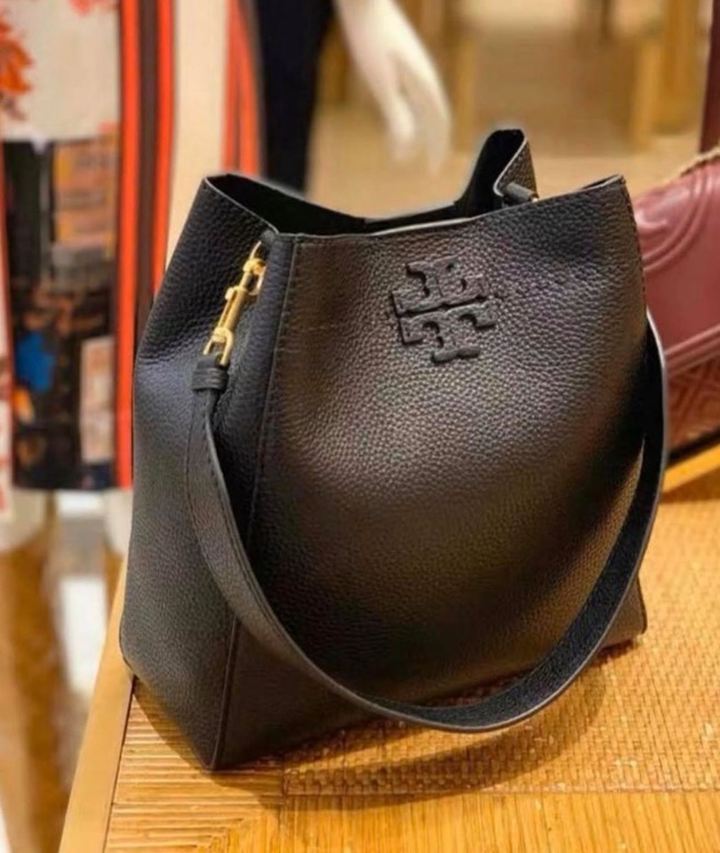 Tory Burch Bags price varies depending on the bag model