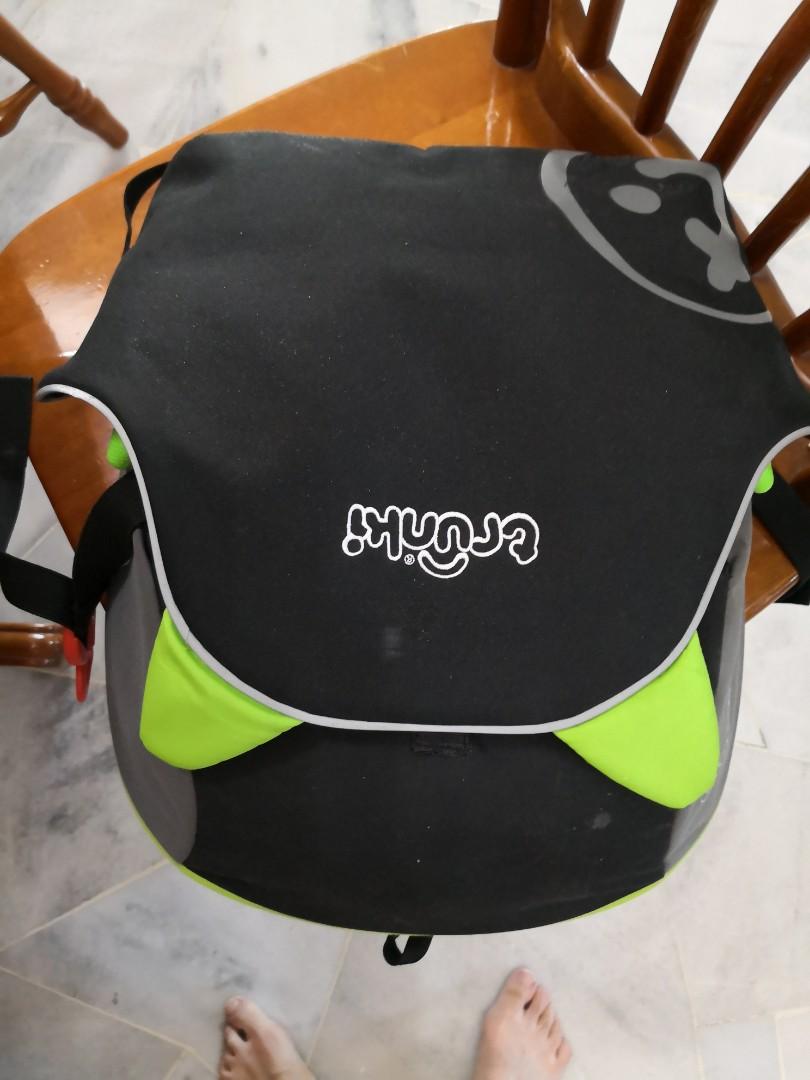 Trunki booster car seat, portable seat, Babies & Kids, Going Out, Car