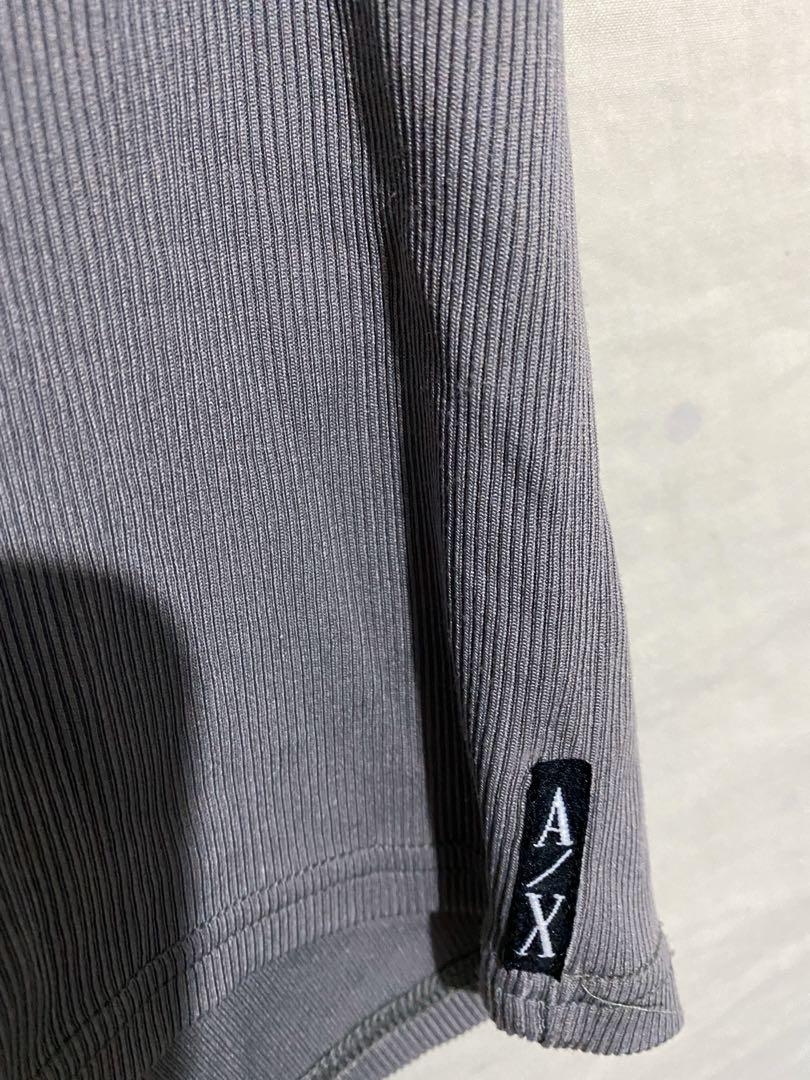 Armani Gray Shirt (Category: Shirts) located in San Fernando. Submitted by aandreya_ (Listing ID 275900488, Image 2). Description: Used once. Triny lang actually. .