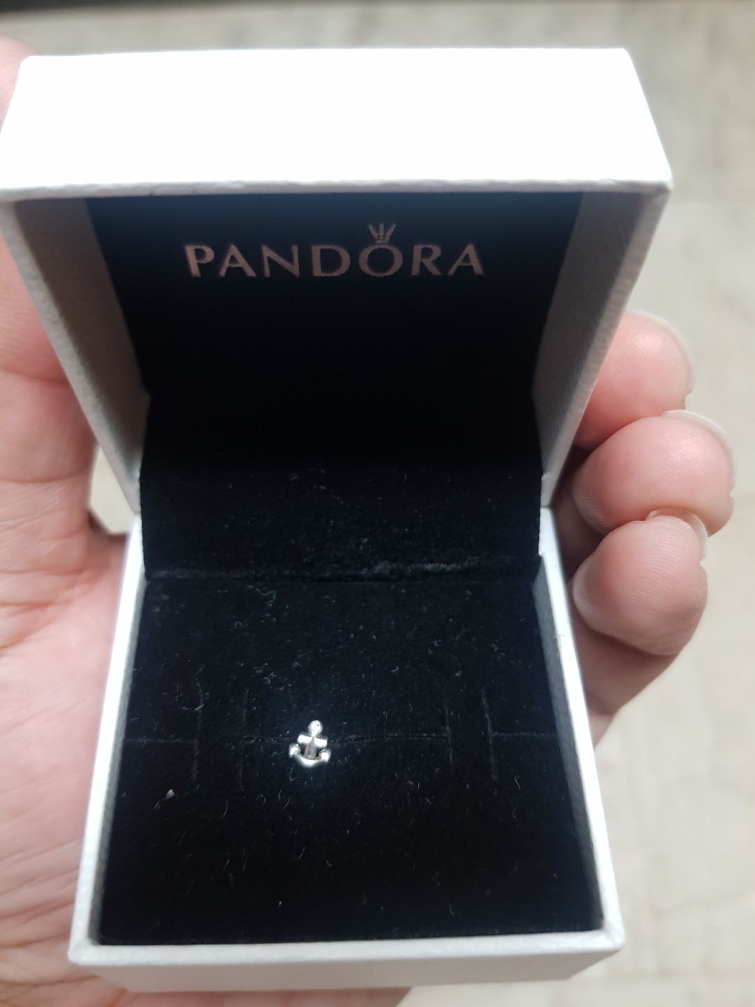 Pandora single deals stud earrings