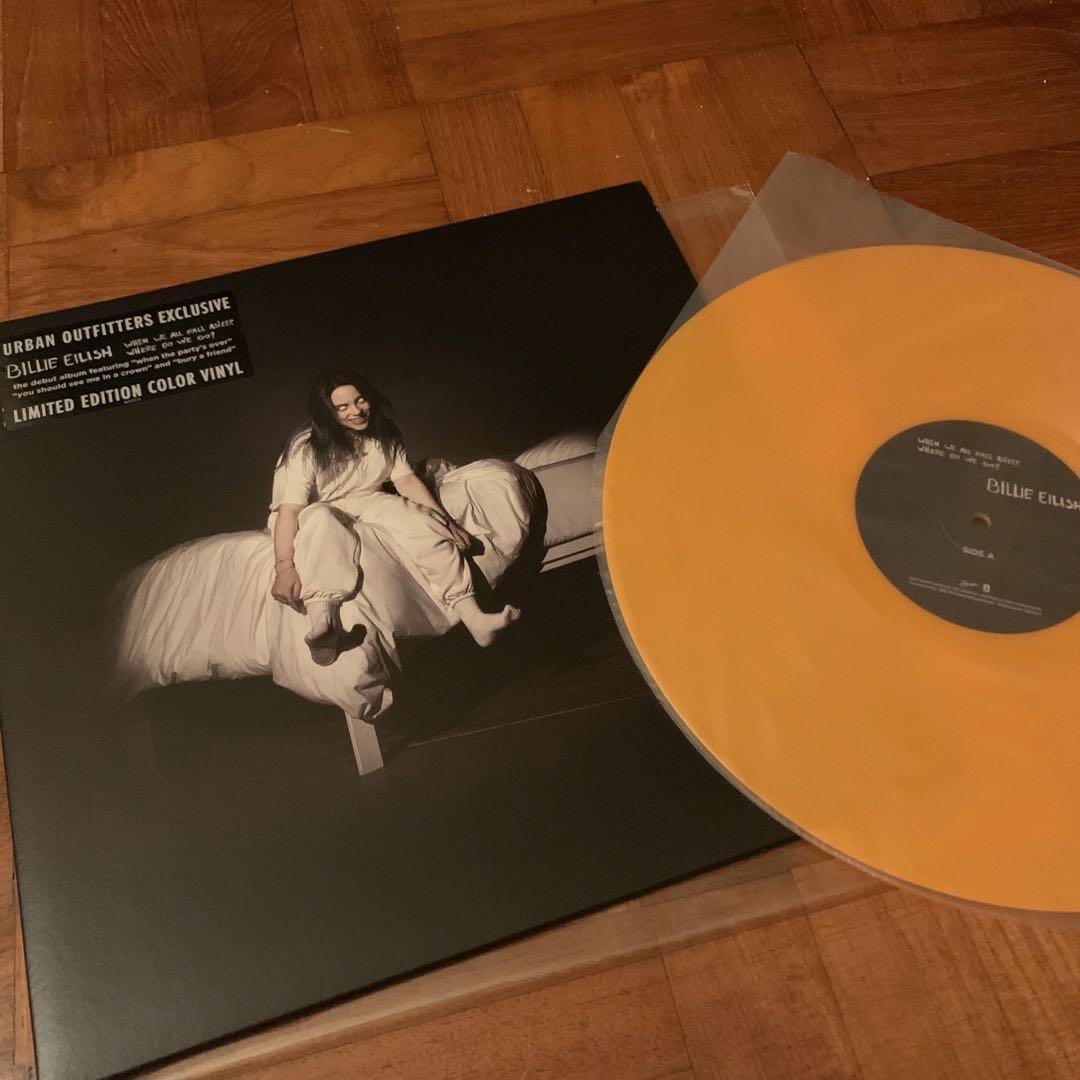Effektivitet legemliggøre Spis aftensmad Billie Eilish - When We All Fall Asleep, Where Do We Go? Urban Outfitters  Exclusive Limited Copper Vinyl LP, Hobbies & Toys, Music & Media, Vinyls on  Carousell