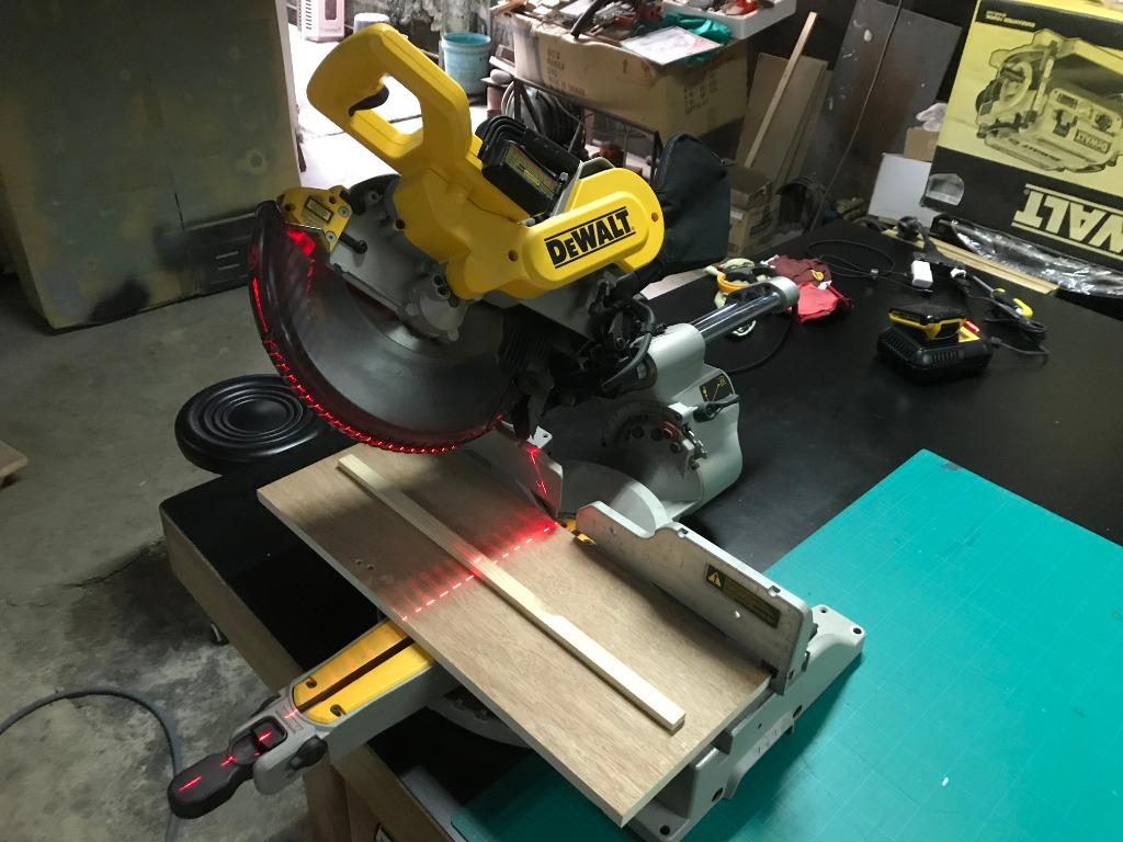 DEWALT (DW717) 10Inch Sliding Compound Miter Saw, Double Bevel with