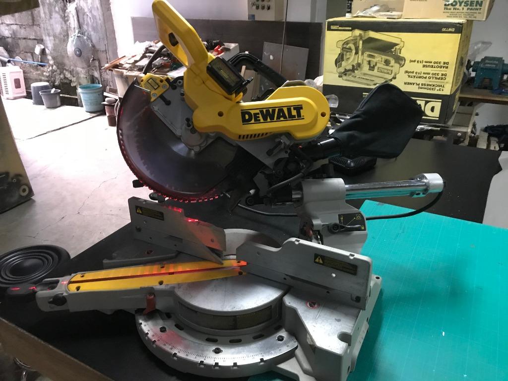 DEWALT (DW717) 10Inch Sliding Compound Miter Saw, Double Bevel with