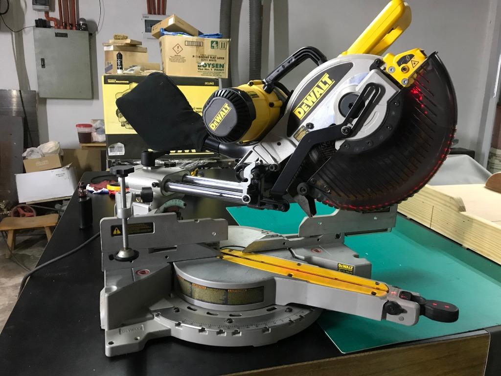 DEWALT (DW717) 10Inch Sliding Compound Miter Saw, Double Bevel with