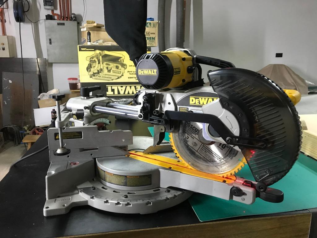 DEWALT (DW717) 10Inch Sliding Compound Miter Saw, Double Bevel with