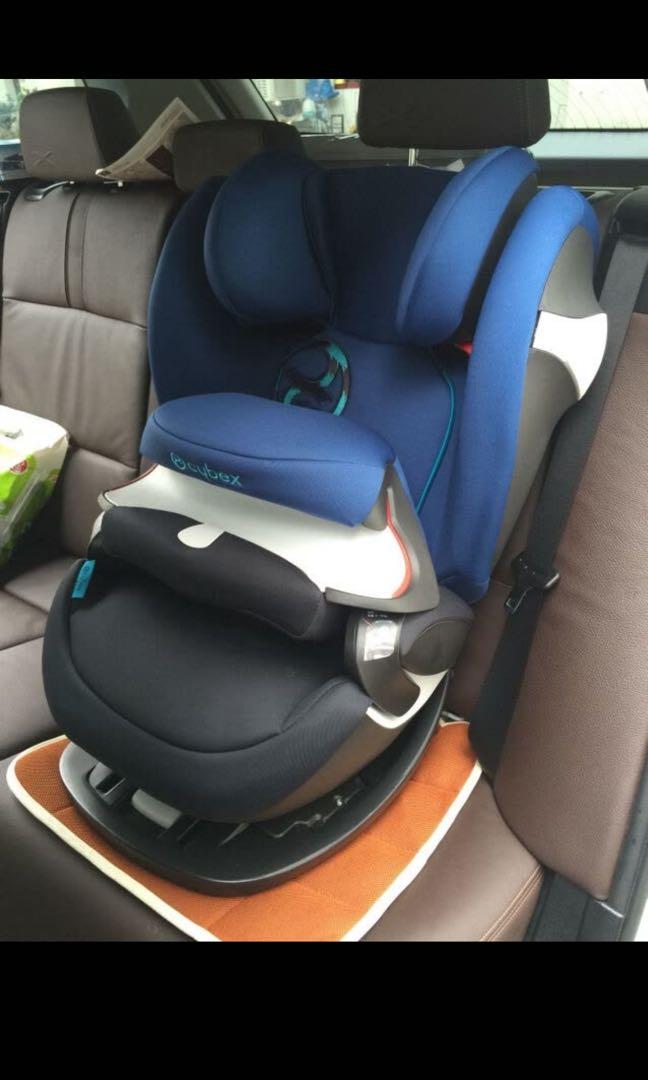 German Cybex Pallas M-fix 9months-12years old safety child seat Dark Blue  color for Car, Babies & Kids, Going Out, Car Seats on Carousell