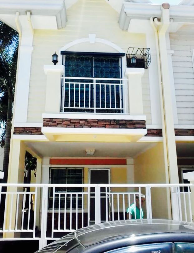 Las Piñas House and Lot for Rent