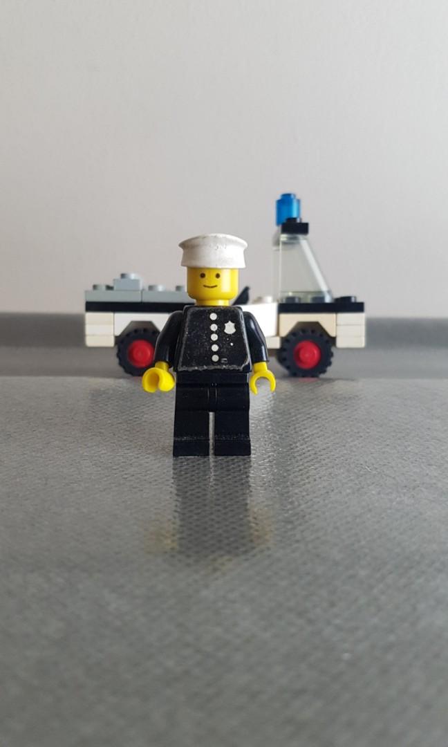 Lego 621 - Vintage 1978 Police Man Set, Hobbies & Toys, Toys & Games On  Carousell