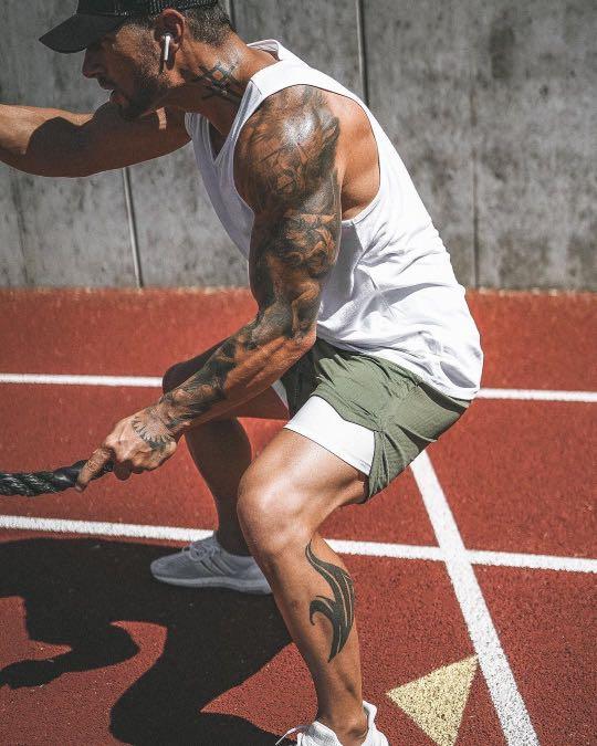 Double layered sports shorts new arrivals