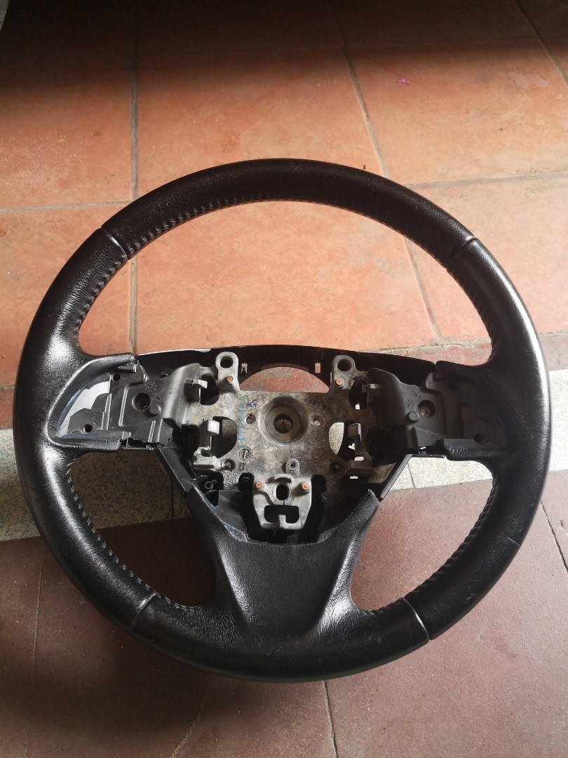 Mirage hatchback cheap steering wheel size