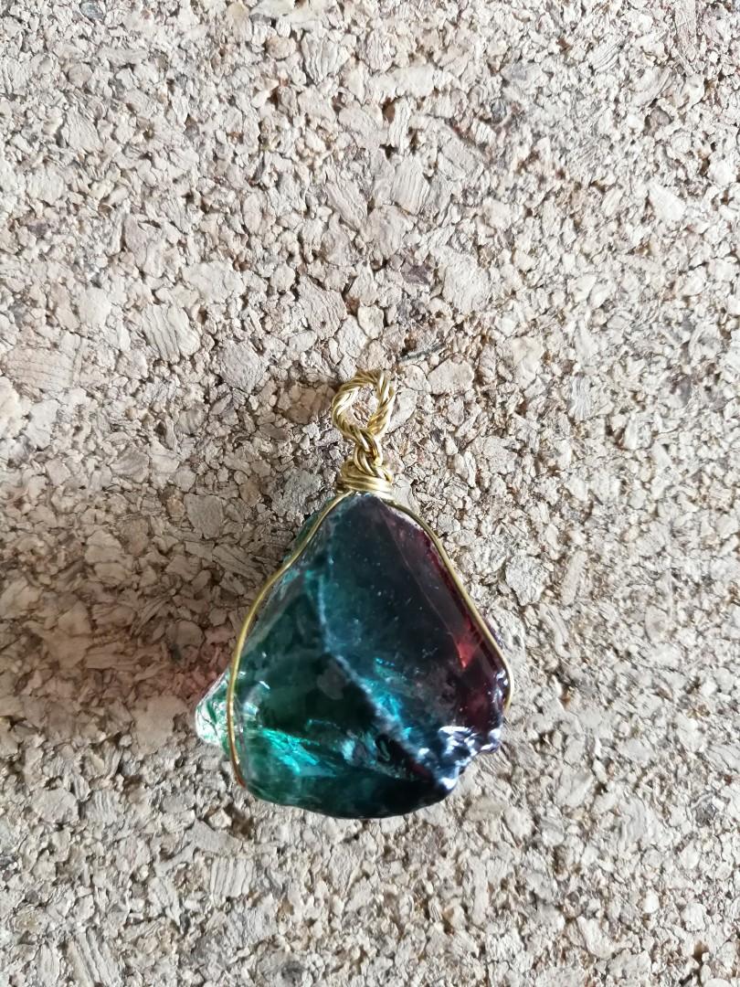 Natural Rainbow Quartz Crystal Stone Pendant Design Craft