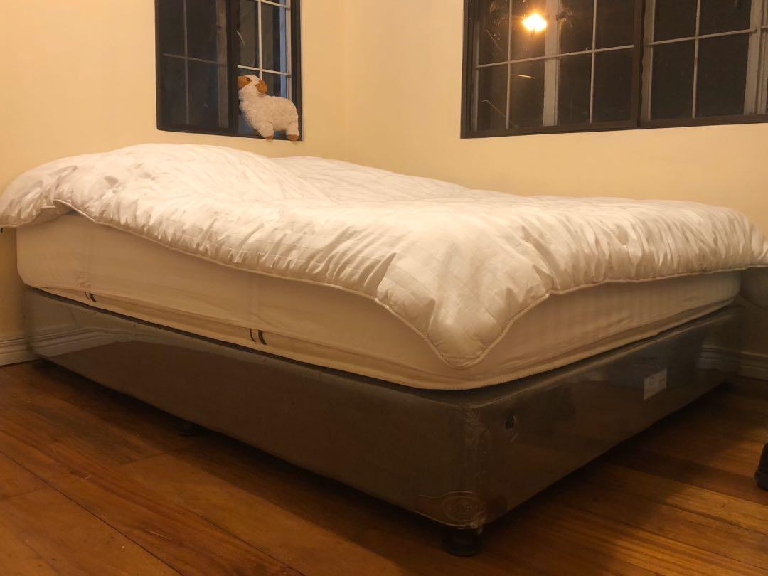 Pre Loved Queen Size Salem Mattress with Bed Box Furniture Home