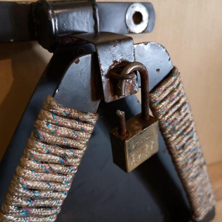 Skateboard Mount for Caferacer, Motorcycles, Motorcycle Accessories on