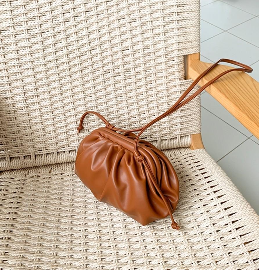 new chic vintage bags