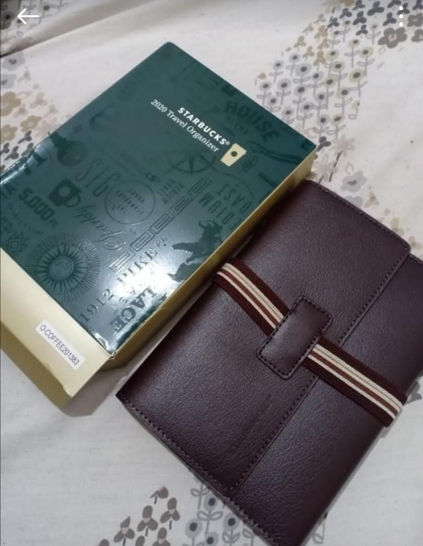 Starbucks Travel Organizer (Category: Luxury Bags & Wallets) located in Manila. Submitted by piayee (Listing ID 275890267, Image 1). Description: .