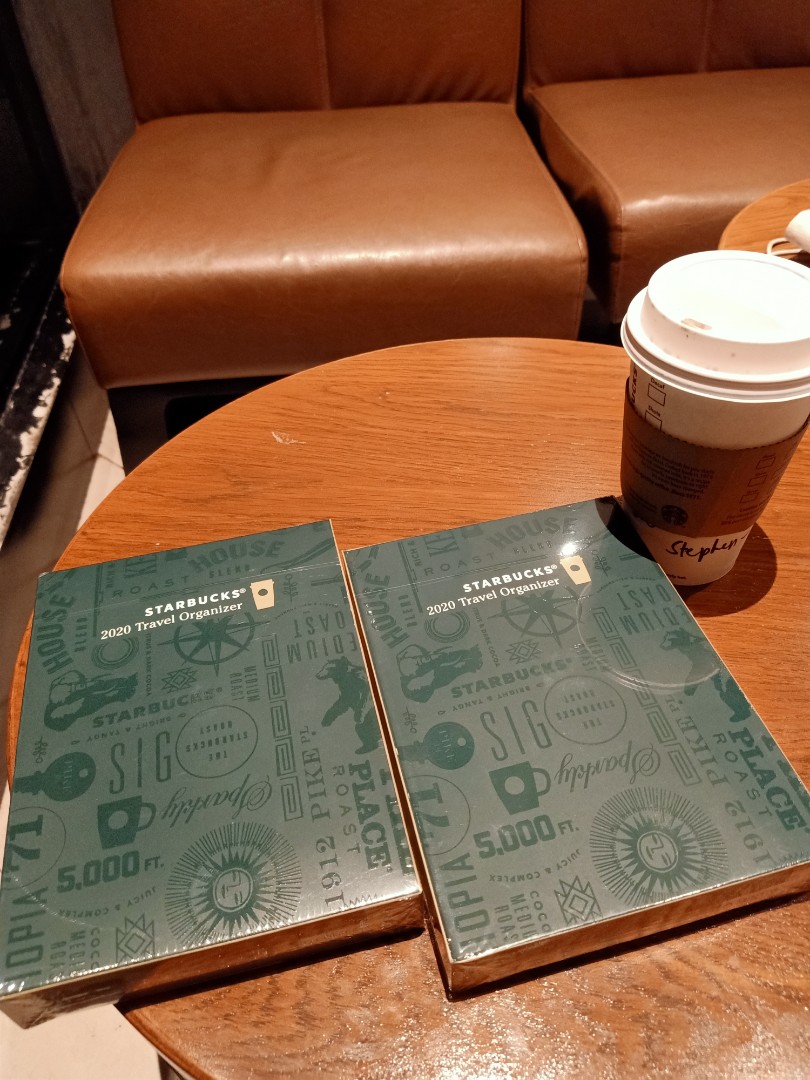 Starbucks Travel Organizer 2020 ( sealed ), Hobbies & Toys, Travel