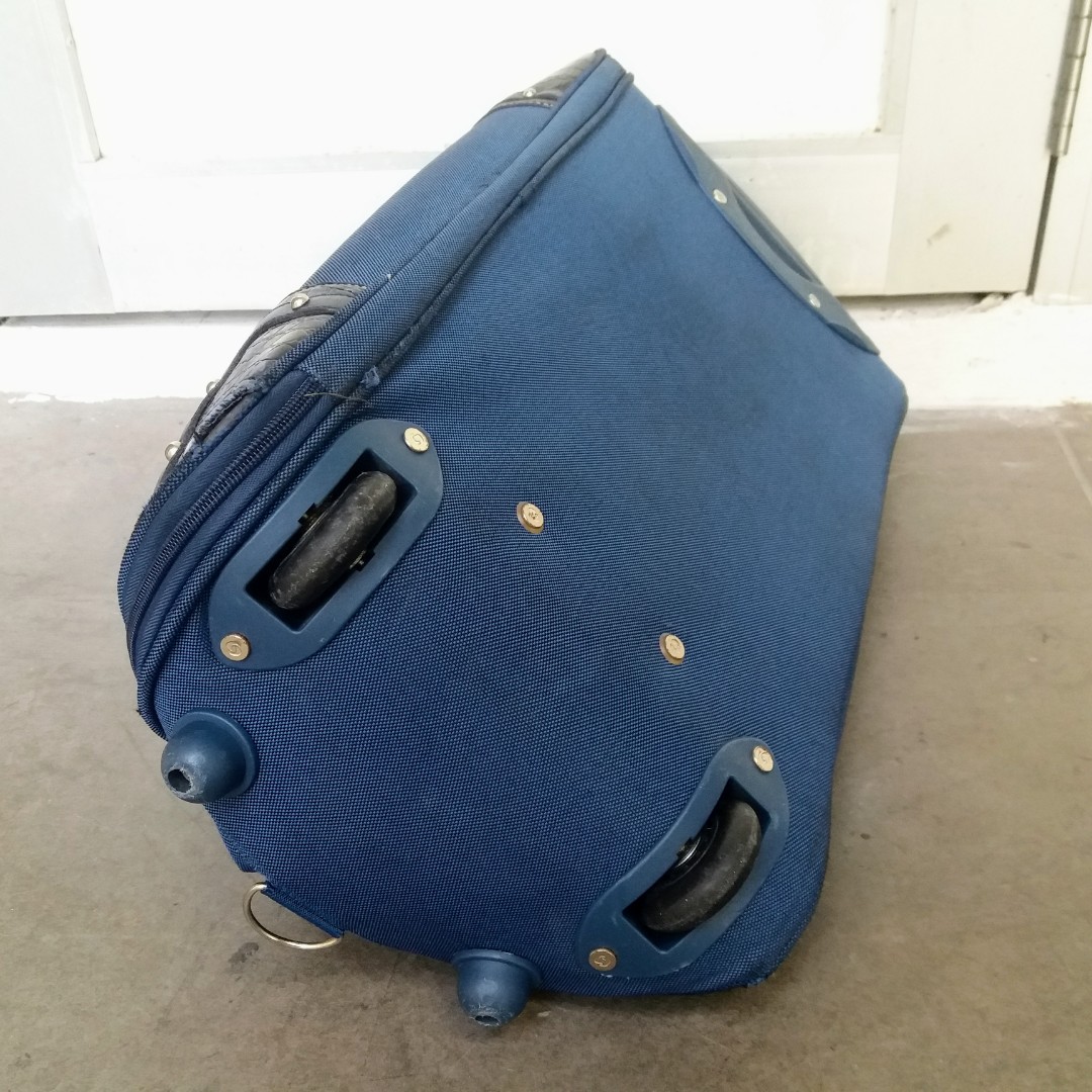 summit trolley bags