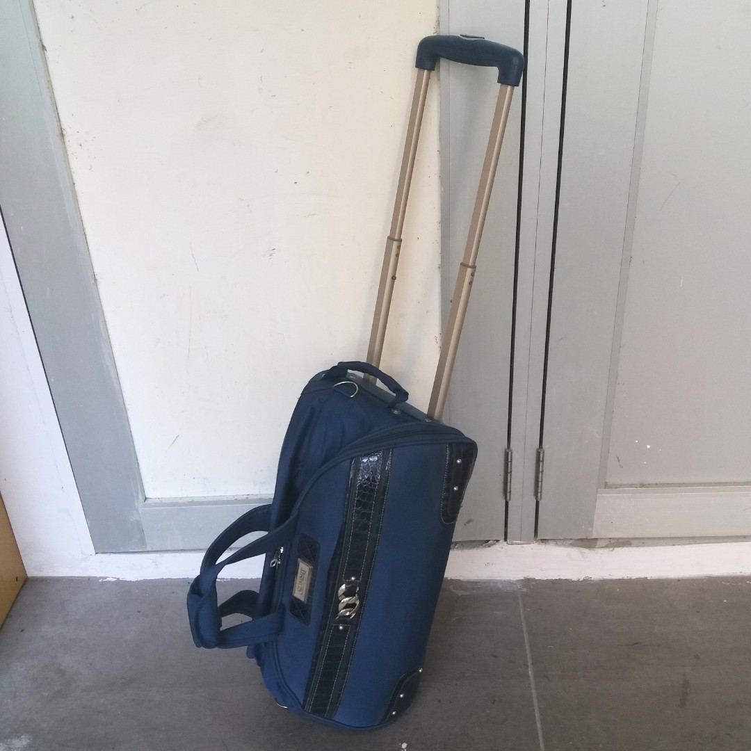 summit trolley bags