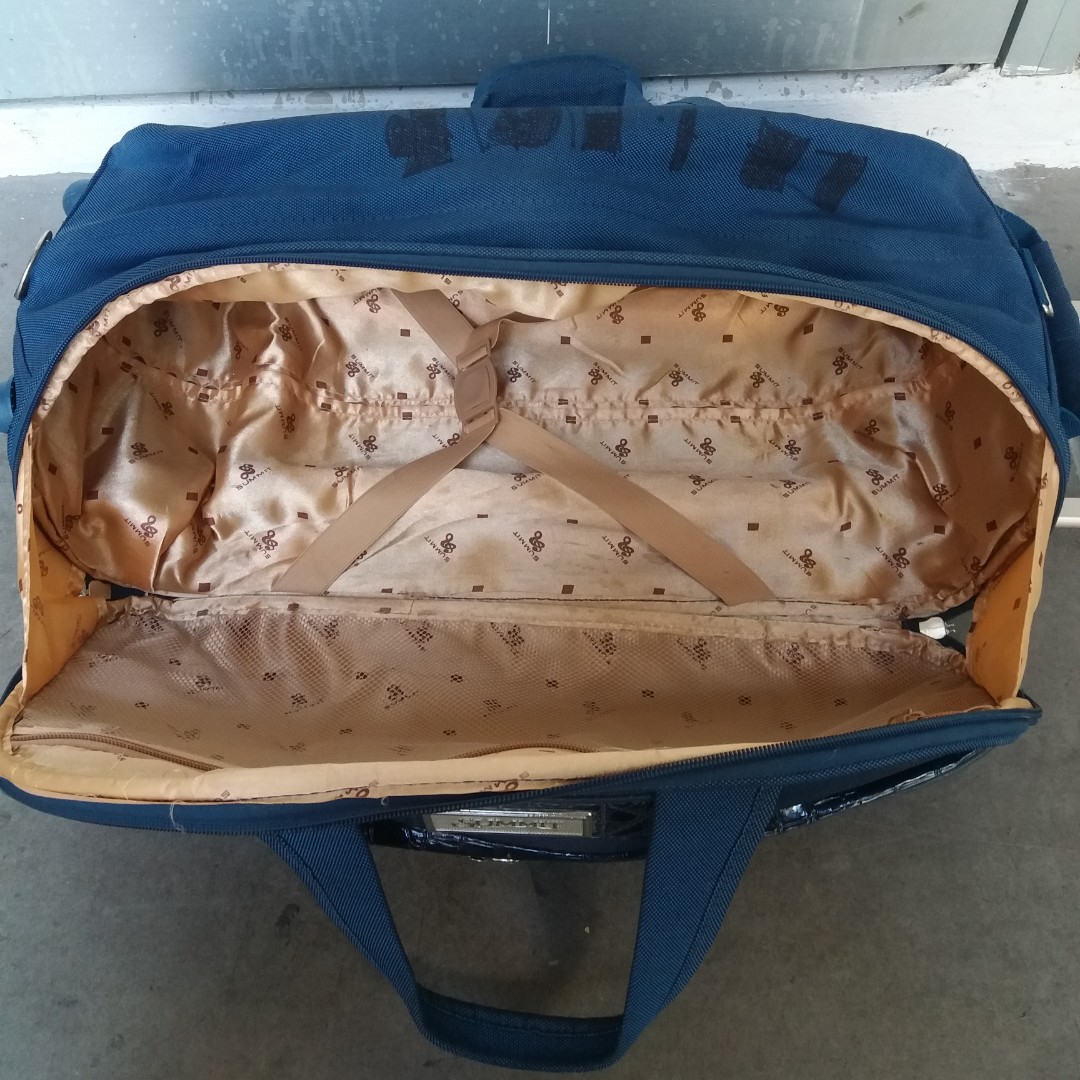 summit trolley bags