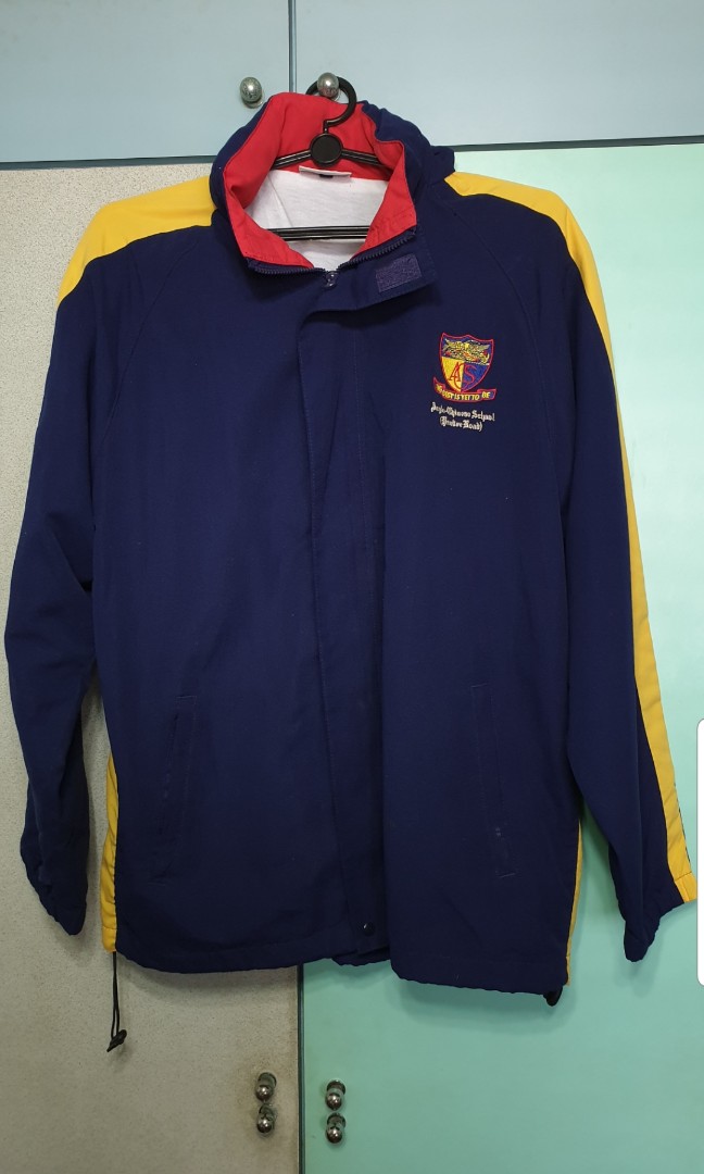 Team Acs Barker Road Jacket Men S Fashion Coats Jackets And Outerwear On Carousell